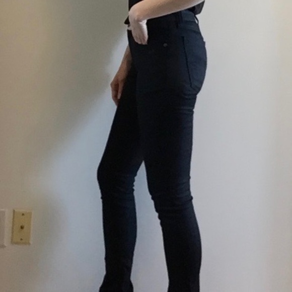 Nudie Jeans Co - Picture 4 of 9